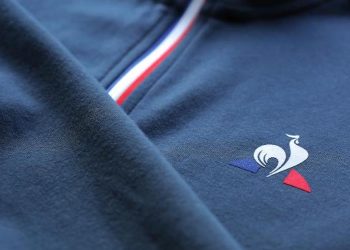 Le Coq Sportif équipementier des escrimeurs français