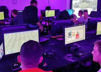 Être coach esport, ça s’apprend avec le CROS Région Sud
