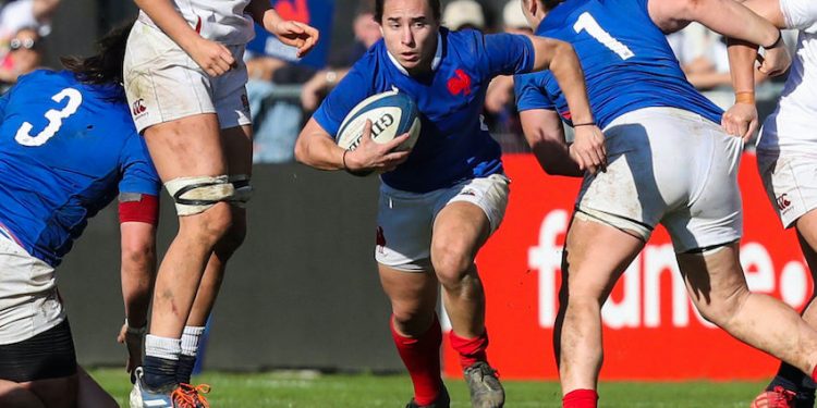 Rugby : le XV de France féminin face à l’Angleterre