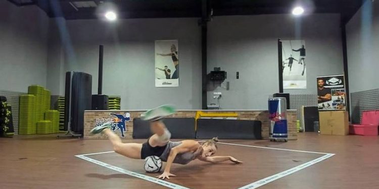 Mélody Donchet à nouveau championne du monde de football freestyle