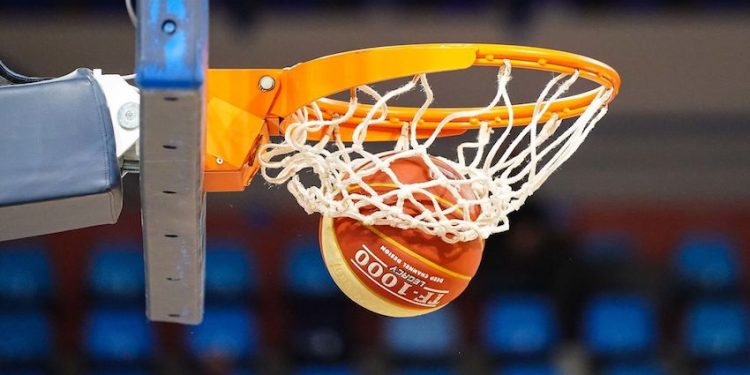 La Fédération française de basketball reprend les salles Hoops Factory