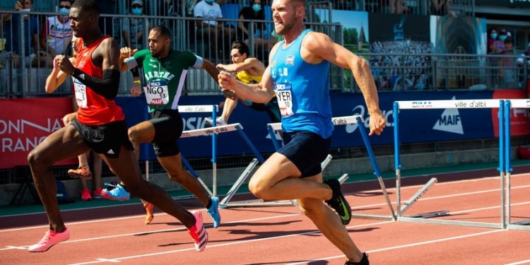 Athlétisme : Kevin Mayer en stage à La Réunion