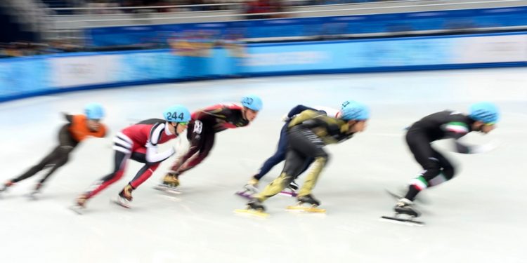 Short-track – Aurélie Lévêque : « On s’est tous pris dans les bras, c’était incroyable »