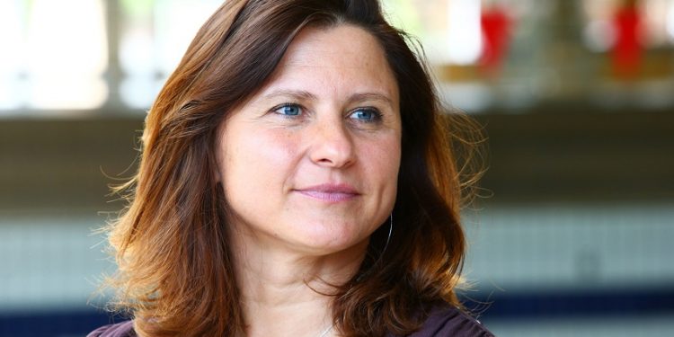 Roxana Maracineanu : « Valoriser beaucoup plus le sport »