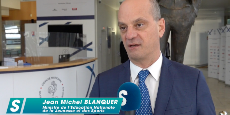 Vidéo : Jean-Michel Blanquer à propos de la convention « 30 minutes d’activité physique quotidienne à l’École »