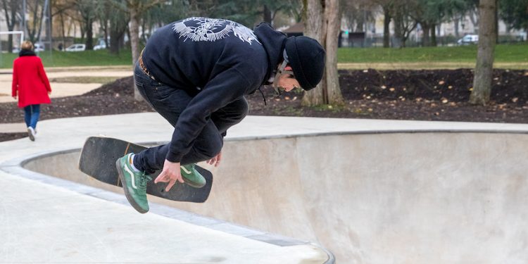Le nouveau skate park en plein air ravit les Dijonnais