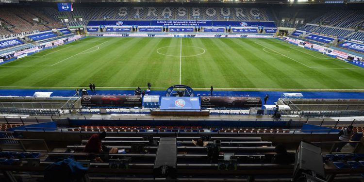 Pour une expérimentation du retour du public dans les enceintes sportives