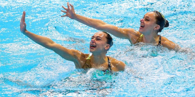 Natation : Double projet synchronisé pour Charlotte et Laura Tremble