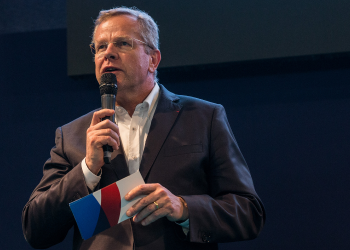 Voile – Nicolas Hénard : « Un rôle au-delà du sport »