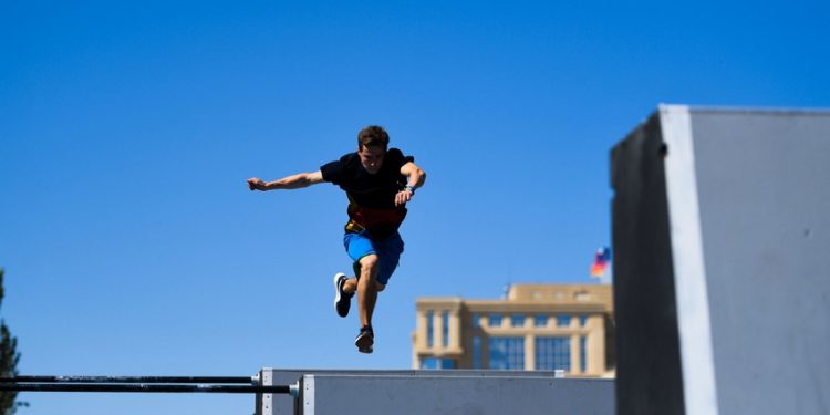 Le Parkour fait le spectacle à Lannion