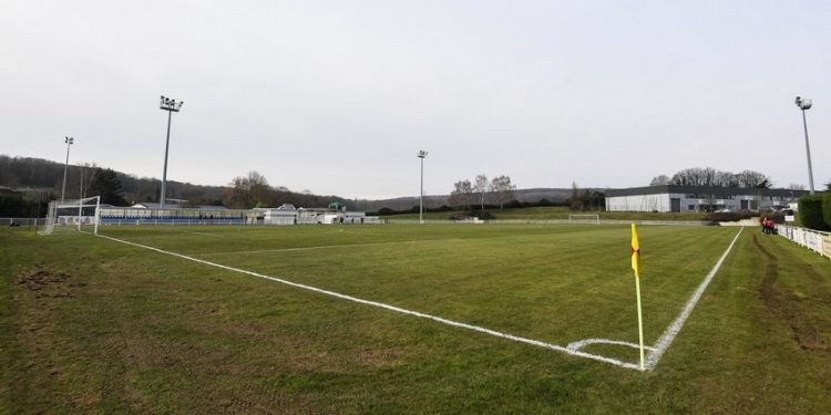 Football : Les clubs luttent face à la crise