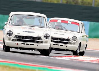 Les véhicules historiques se donnent rendez-vous à Magny-Cours