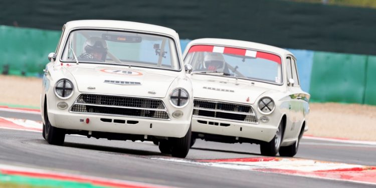 Les véhicules historiques se donnent rendez-vous à Magny-Cours