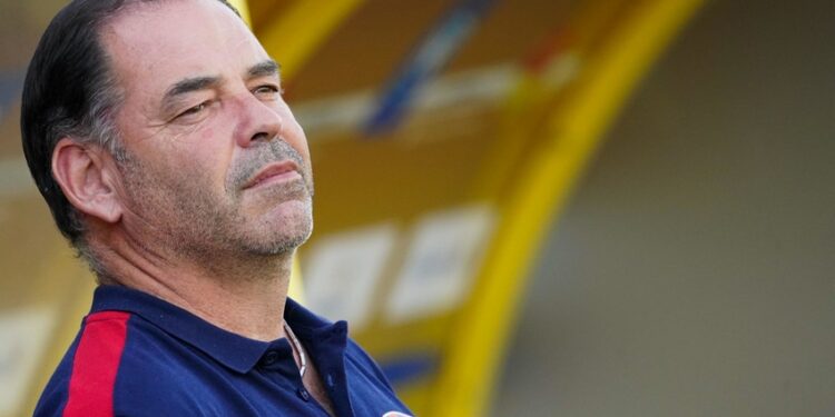 Ligue 2 : Nouveau départ pour Caen avec Stéphane Moulin