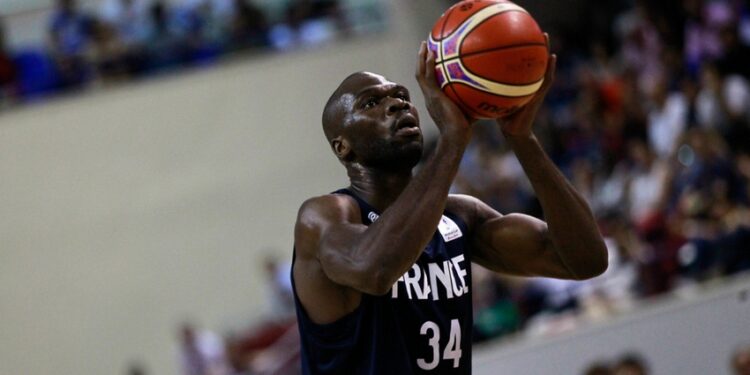 Basket : Alain Koffi quitte le MSB mais reste au Mans