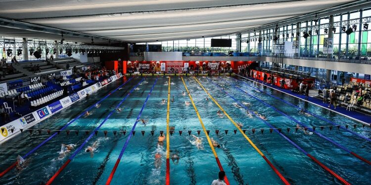 Nadia Butterfly, plongée au-delà des bassins