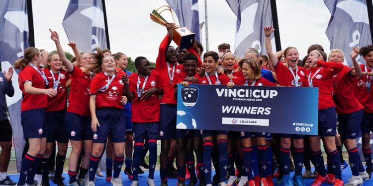 Football : Le LOSC remporte la Vinci Cup