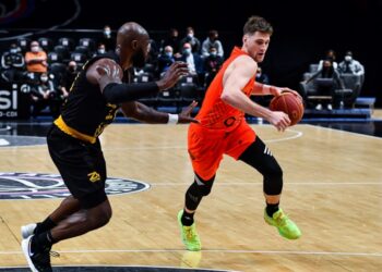 Le Paris Basket grandit vite