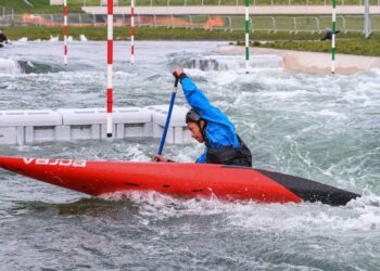 Canoë-Kayak : Lise Vinet sacrée championne du monde de descente