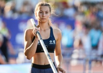Athlétisme : Elise Russis, l’avenir du saut à la perche français