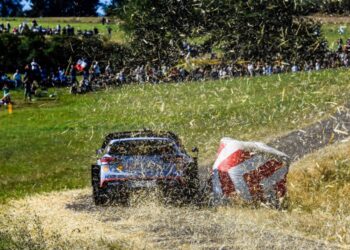 Rallye : Mickaël Reydellet s’impose à Lisieux
