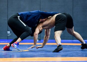Lutte : La jeunesse tricolore réunie à Ceyrat