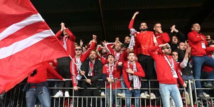 Football : Le cœur des supporters brestois se réchauffe