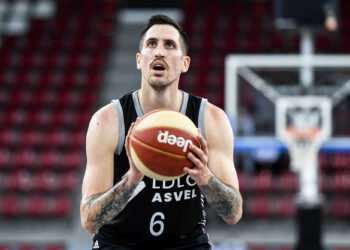 Basket – Paul Lacombe : « On sait comment jouer le Barça »