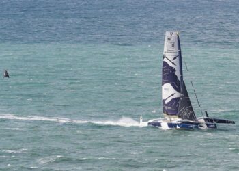 Transat Jacques Vabre : De premières heures au ralenti