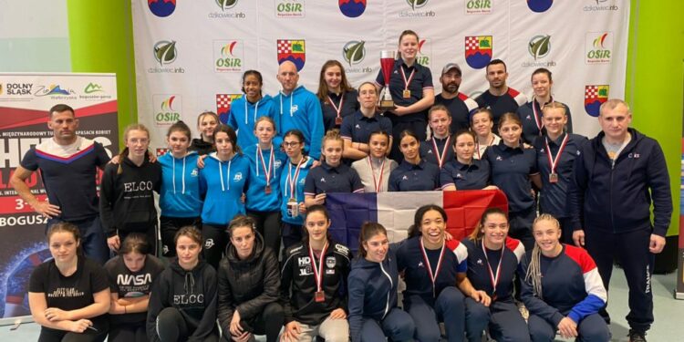 Lutte : Les Bleues conquérantes en Pologne