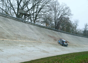 Rallye : Le Sainte-Baume Rallycircuit sur terre et sur piste au Castellet