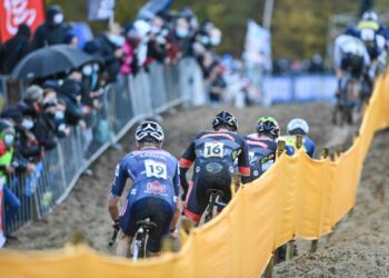 Cyclo-cross : La Bretonne Amandine Fouquenet remporte la Coupe de France