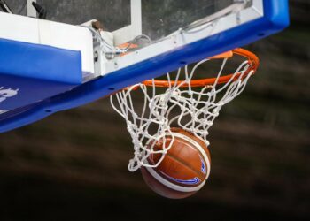 Basket : Hugo Besson cartonne en Australie