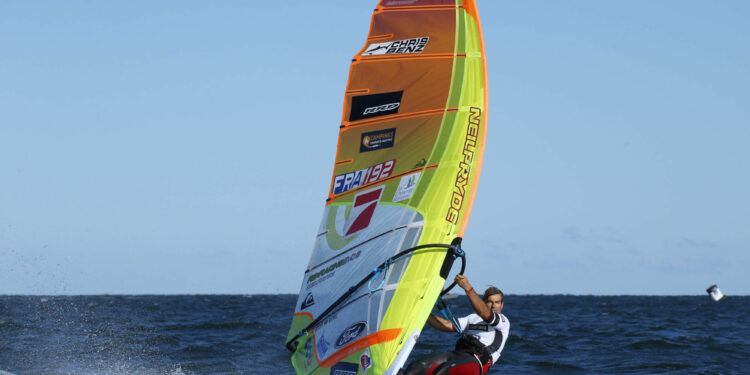 Planche à voile : Antoine Albeau poursuit sa quête du record