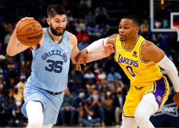 Basket : Killian Tillie fait son chemin en NBA