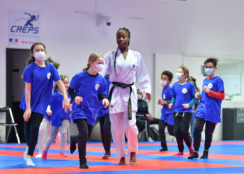 SOP 2022 : Des karatékas auprès des élèves