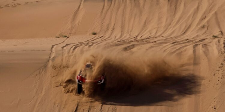 Dakar 2022 : Mathieu Serradori rivalise avec les grands