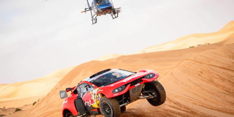 Dakar 2022 : Sébastien Loeb s’accroche