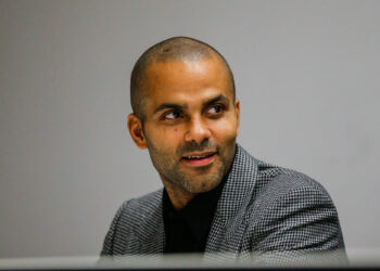 Basket : Tony Parker dévoile son nouveau projet d’école à Saint-Ouen