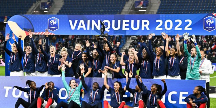 Football : Les Bleues remportent le Tournoi de France