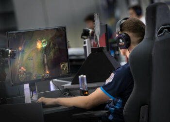 E-sport : 2 000 spectateurs et franc succès pour la LFL à Nice