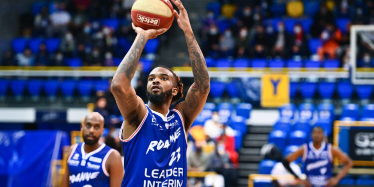 Basket : Roanne souffle le chaud et le froid