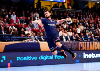 Handball : Le PSG chute à domicile face à Veszprém
