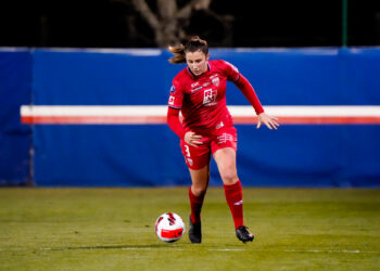 Football : Le DFCO face à la montagne OL