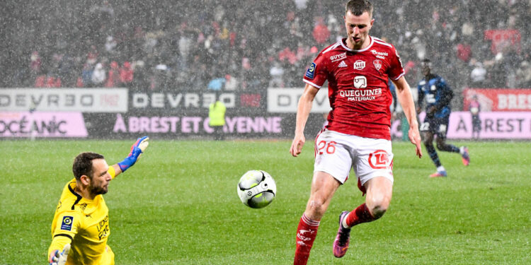 Football : Brest attend son nouveau stade pour 2026