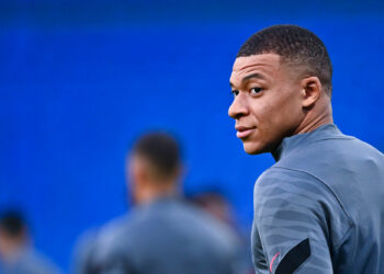 Football : Le PSG avec Mbappé pour continuer de rêver