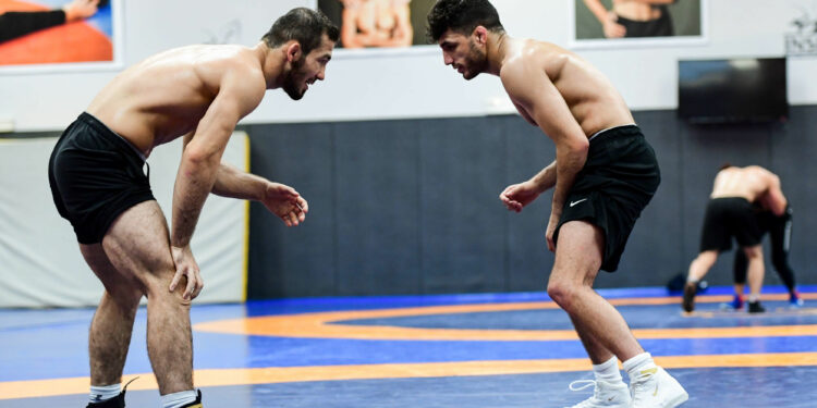 Lutte : La jeunesse tricolore se confronte à Ceyrat