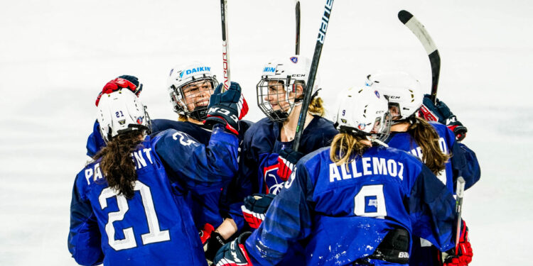 Hockey sur glace : Deux sur deux pour les Bleues