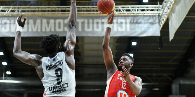 Basket : Cholet à 40 minutes de l’exploit