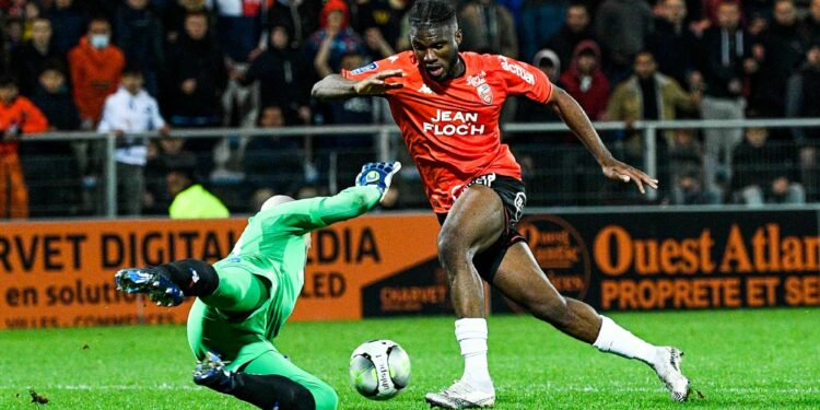 Football : Terem Moffi confirme à Lorient